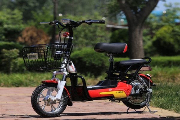 电动车充电慢由什么原因导致